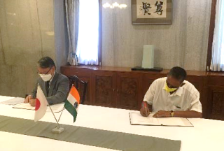 CG and Mr. P.S. Kathiresan Signing